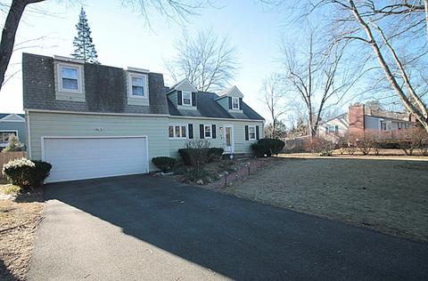 875 Maple Rd, Longmeadow, MA 01106 photo 4