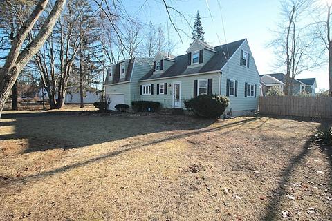 875 Maple Rd, Longmeadow, MA 01106 photo 2