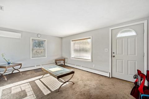 36 Schorr St, Chicopee, MA 01020 photo 13