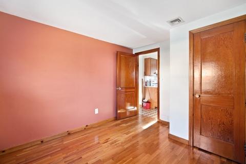 36 Schorr St, Chicopee, MA 01020 photo 12