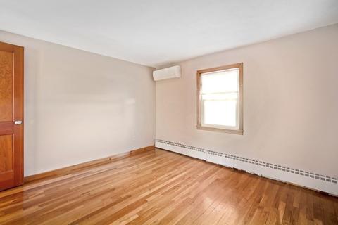 36 Schorr St, Chicopee, MA 01020 photo 10