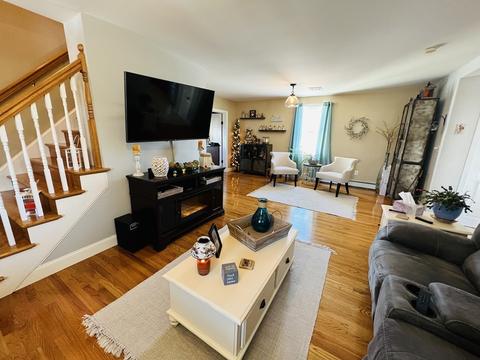 137 Ratcliffe St, Fall River, MA 02723 photo 9