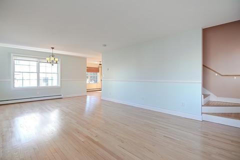 11 Riverside St, Danvers, MA 01923 photo 4