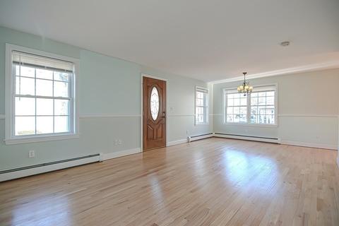11 Riverside St, Danvers, MA 01923 photo 5