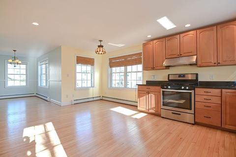 11 Riverside St, Danvers, MA 01923 photo 8