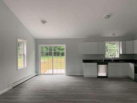 21 Winter St, Orange, MA 01364 photo 5