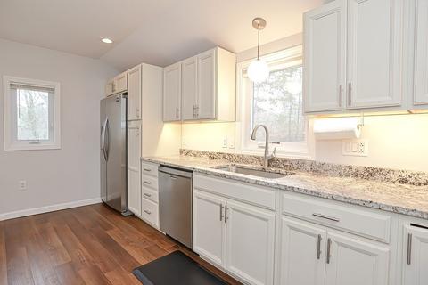 7 Walsh St, Randolph, MA 02368 photo 12