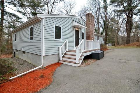 7 Walsh St, Randolph, MA 02368 photo 2