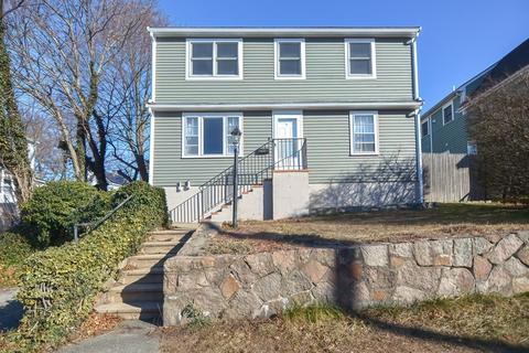 8 Springfield St, Gloucester, MA 01930 photo 2
