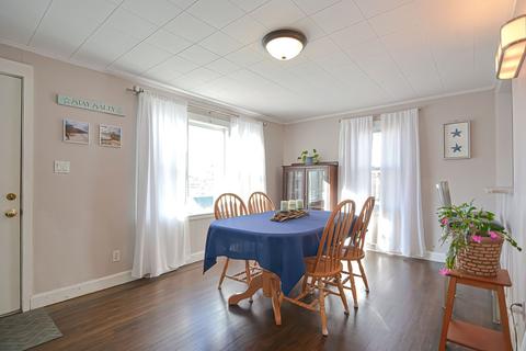 8 Springfield St, Gloucester, MA 01930 photo 6