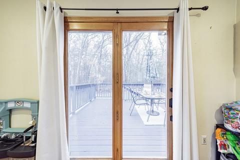 201 Winterset Dr, Springfield, MA 01129 photo 17