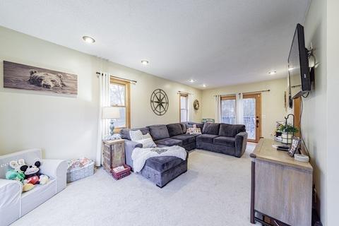 201 Winterset Dr, Springfield, MA 01129 photo 13