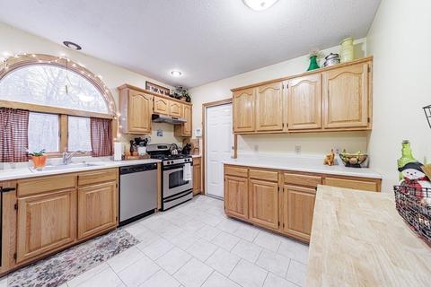 201 Winterset Dr, Springfield, MA 01129 photo 7