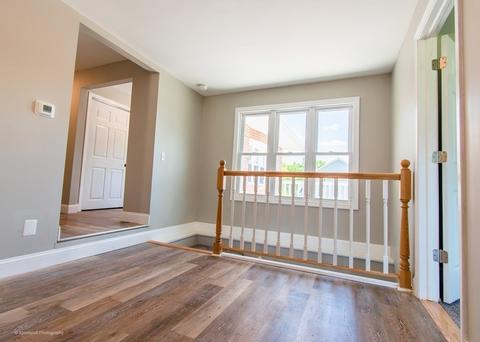 187 Prospect St, Chicopee, MA 01013 photo 8