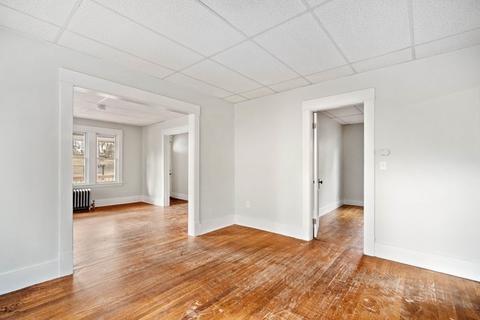 35 Dorne St, Springfield, MA 01105 photo 6