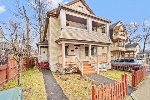 35 Dorne St, Springfield, MA 01105 photo 2