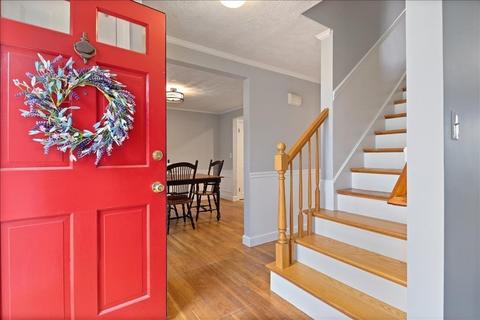 58 Glen St, Dover, MA 02030 photo 3