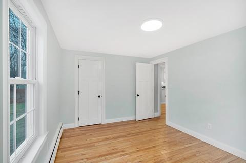 18 Brown St, Maynard, MA 01754 photo 11