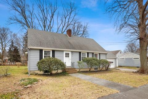 25 Glendale Dr, Danvers, MA 01923 photo 2