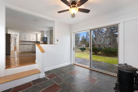 25 Glendale Dr, Danvers, MA 01923 photo 8