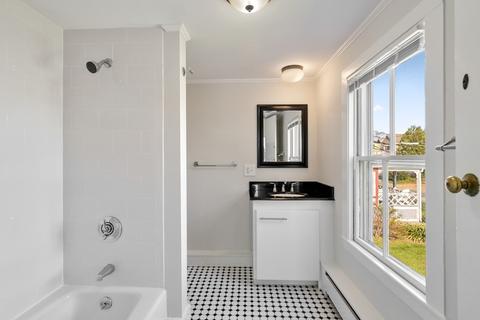 19 Rackliffe St, Gloucester, MA 01930 photo 11