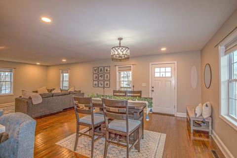 45 Laclede Ave, Chicopee, MA 01020 photo 10
