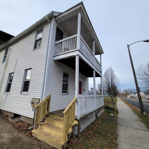 90 Allen St, Springfield, MA 01108 photo 4