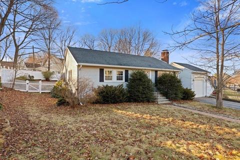 4 Wirling Dr, Beverly, MA 01915 photo 4