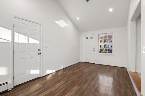 4 Wirling Dr, Beverly, MA 01915 photo 5