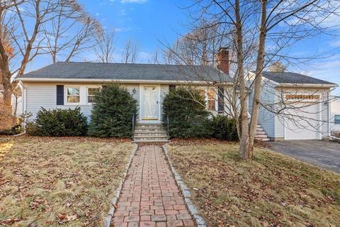 4 Wirling Dr, Beverly, MA 01915 photo 1