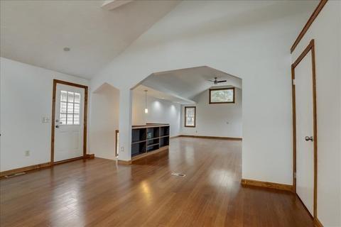 42 Martin St, Buzzards Bay, MA 02532 photo 8