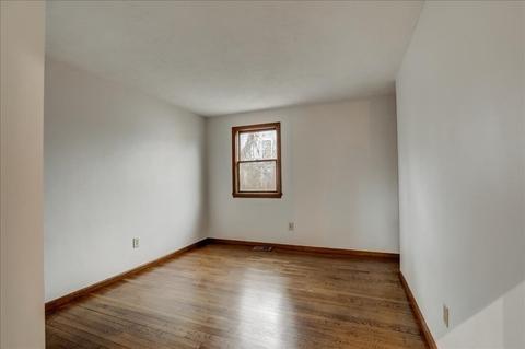 42 Martin St, Buzzards Bay, MA 02532 photo 10