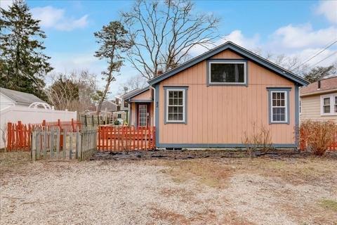 42 Martin St, Buzzards Bay, MA 02532 photo 17