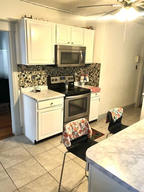 71 Phoenix Ter, Springfield, MA 01104 photo 8