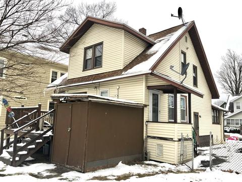 71 Phoenix Ter, Springfield, MA 01104 photo 3