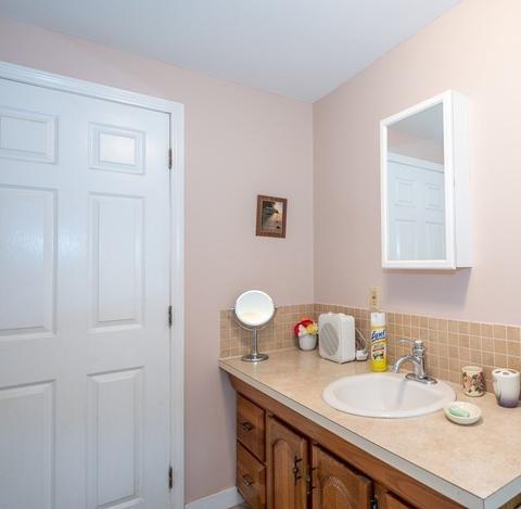 620 Wethersfield St, Rowley, MA 01969 photo 29