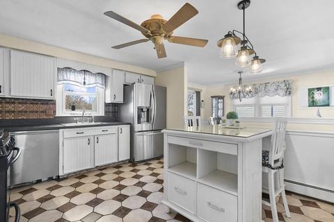 134 Fuller St, Everett, MA 02149 photo 6