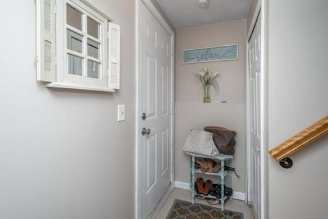 19 Jonathan Cir, Worcester, MA 01604 photo 12