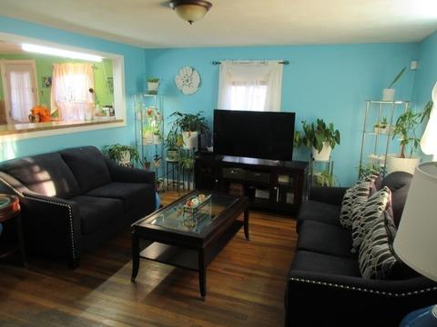 49 Glenham St, Springfield, MA 01104 photo 7