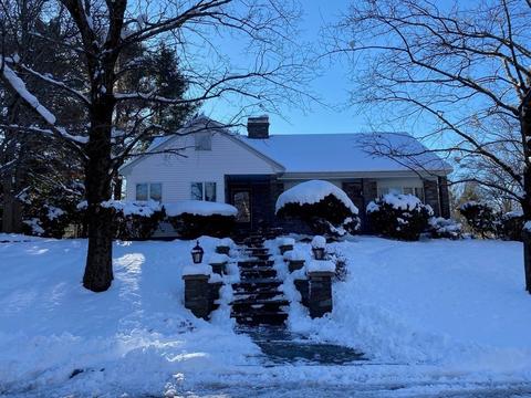 1 Carriage Ln, Canton, MA 02021 photo 1