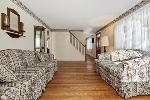 9 Riverside Ct, Saugus, MA 01906 photo 5