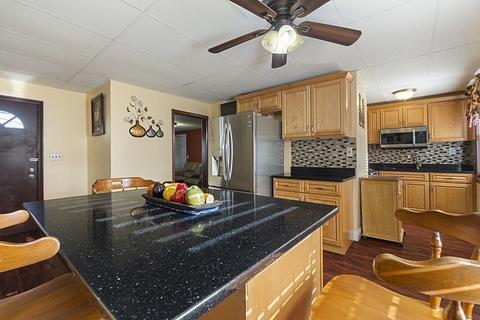 44 Durham St, Lawrence, MA 01843 photo 5