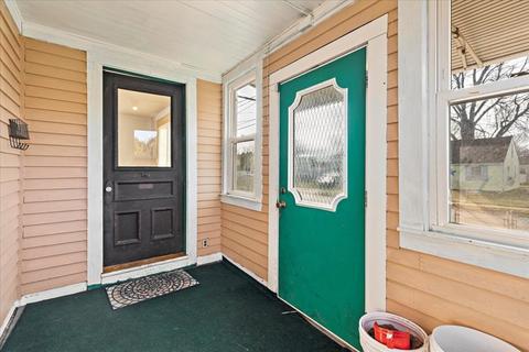 84 Shepherd St, Chicopee, MA 01013 photo 5