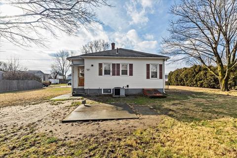 84 Shepherd St, Chicopee, MA 01013 photo 33