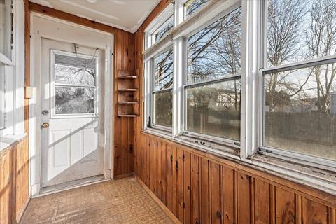 84 Shepherd St, Chicopee, MA 01013 photo 6
