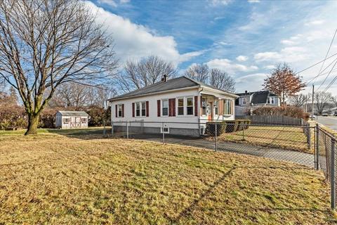 84 Shepherd St, Chicopee, MA 01013 photo 1