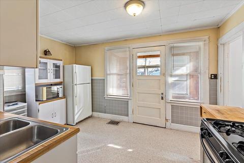 84 Shepherd St, Chicopee, MA 01013 photo 7