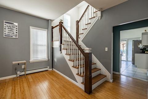 68 Grand St, Springfield, MA 01108 photo 12