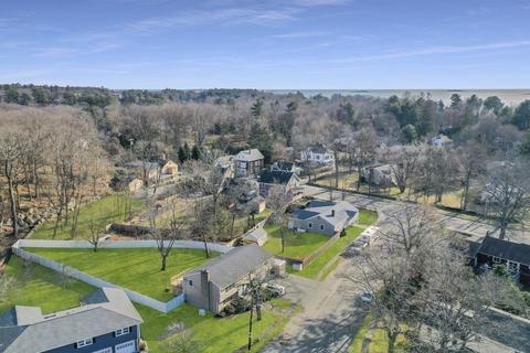 3 Morrison Ave, Beverly, MA 01915 photo 2