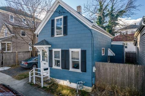 587 Slade St, Fall River, MA 02724 photo 2